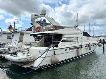 Fairline Squadron 62