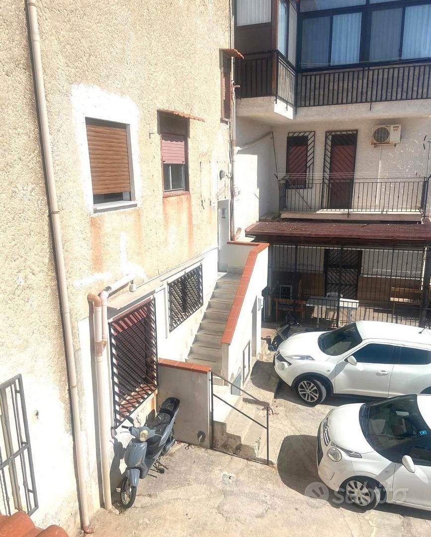 Apartment in Palermo, Quartiere Matteotti, VIII Circoscrizione - Vista 3
