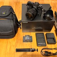 Fujifilm XT-20 obiettivo XC 16-50 accessori
