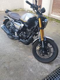 TVS RONIN 250