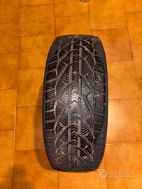 4 gomme termiche 205/50 R17 ottime