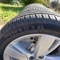 Set 4 cerchi in lega compresi di gomme 215/50/17