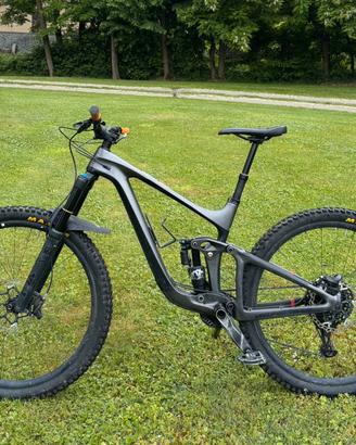 Giant Reign Pro 1