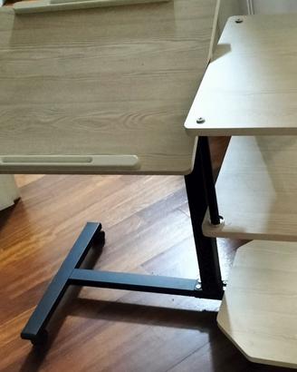 Tavolino porta PC regolabile 