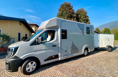 Van per cavalli renault master akx doppia cabina