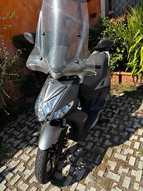 KYMCO 125 r16+