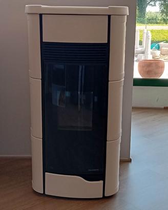 Stufa a pellet  Palazzetti 9 kw NUOVA