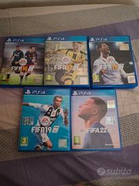 Lotto 5 Giochi FIFA per PS4 
