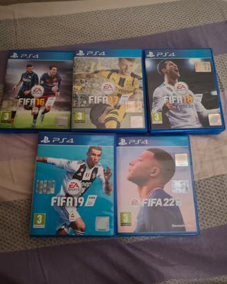 Lotto 5 Giochi FIFA per PS4 