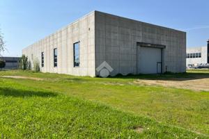 CAPANNONE A TREVENZUOLO