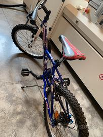 Bicicletta decathlon ragazxino , ruote 20” , usata