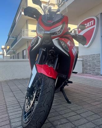 Moto Morini X-Cape 1200