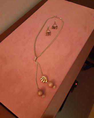 collana e orecchini metallo dorato e palline 