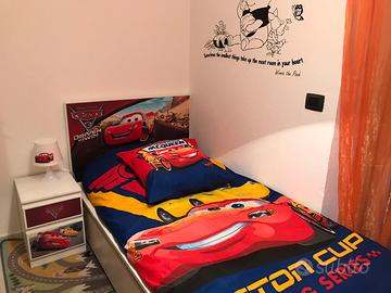 letto e comodino Cars