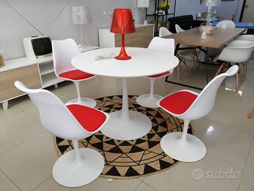 Collezione Tulip, tavolo tondo + quattro sedie