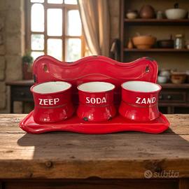 vasi smaltati antichi e supporto lavanderia 1900