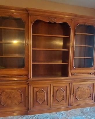Libreria in noce con intarsi in radica e vetrina