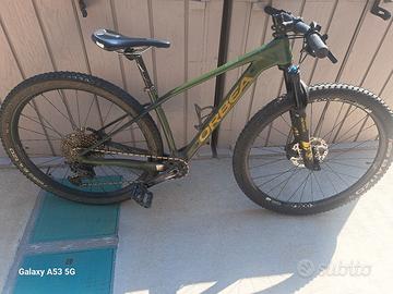 mtb carbonio taglia S ruote 29