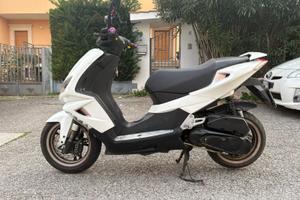 Peugeot Speedfight4 50 2T - 2017