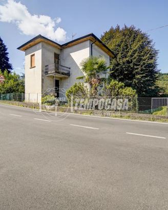 Villa a Azzate Via Giuseppe Garibaldi 4 locali