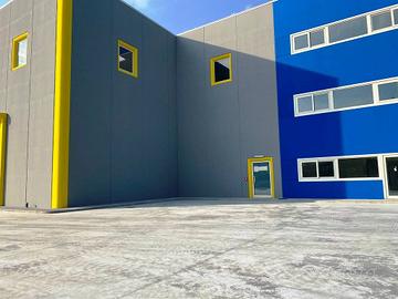 Immobile di 800 m² con 2 locali a Casoria