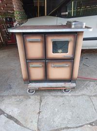 Stufa a legna (Putagè)