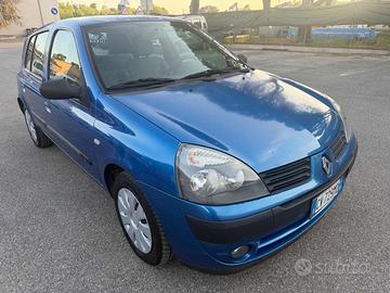 RENAULT Clio 1.2 16V cat 5p Confort Stupenda Bel