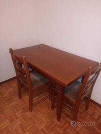 tavolo con 4 sedie