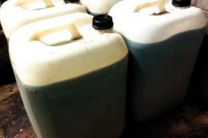 Tanica 25 lt. benzina miscela al 2% per fuoribordo