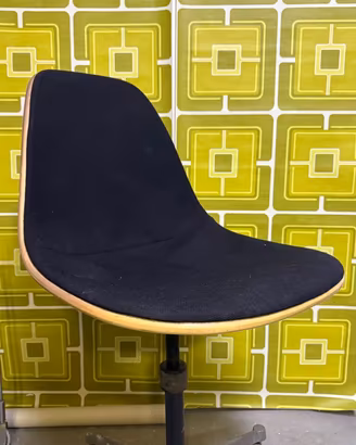 Sedia girevole Eames di Herman Miller originale