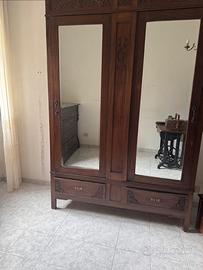 Mobili d’epoca in legno massello primo’900