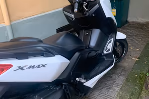 Yamaha XMAX 400