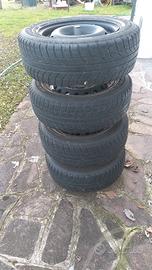 cerchi in ferro 4 fori con gomme 