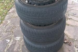 cerchi in ferro 4 fori con gomme 