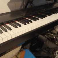 PIANO KAWAI ES4