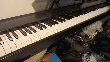 PIANO KAWAI ES4