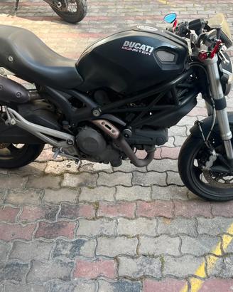 Ducati Mondter 696 + con Abs