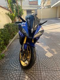 Moto sportiva