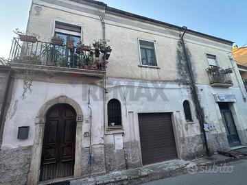 Casa Semindipendente - San Leucio del Sannio