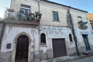 Casa Semindipendente - San Leucio del Sannio