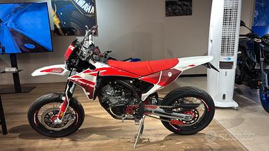 Fantic Motor XMF 125 performance