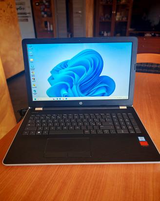 hp i5 - 7200U 8gb ram  256gb ssd Samsung 850 pro