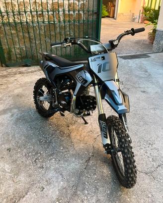 Lem 125 semiautomatico modello 2026 colore batman