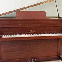 Pianoforte verticale Klein
