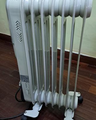 Radiatore/termico vettore ad olio marca Howell