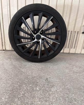 4 cerchi in lega + gomme estive 18’ usate