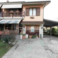 La tua villetta con PISCINA, GIARDINO, box e taver