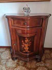 Angoliera Stile Classico Vintage