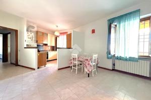 2 LOCALI A PALAZZO PIGNANO
