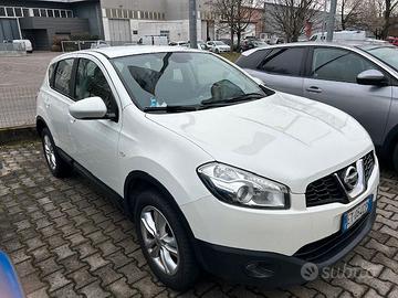 NISSAN QASHQAY 1500 TDI ACENTA 4WD